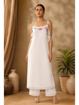 SILCHIC - White Women Chanderi Silk Embroidery Kurta with Pant