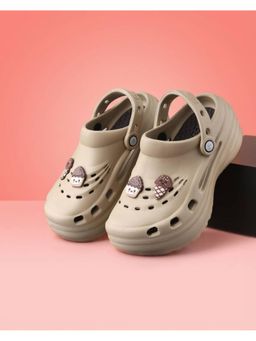 Bacca Bucci - Women Beige Clogs