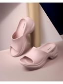 Pink color option, Currently selected