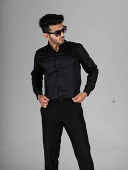 MENOIR - Wonders Black Embroidered Shirts