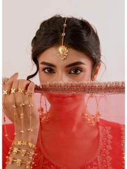 Tangerine - Kumud White Maangtikka