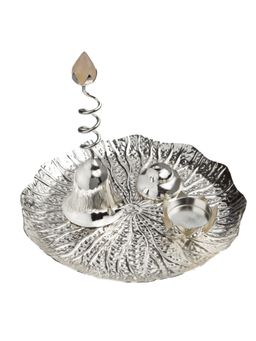 EL' UNIQUE - Silver Lotus Leaf Pooja Thali