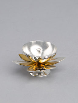 EL' UNIQUE - Gold & Silver Plated Flower Diya