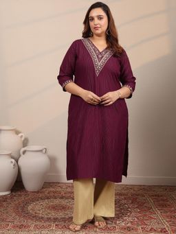 Extra love by Libas - Burgundy Rayon Three Fourth Sleeves Kurta