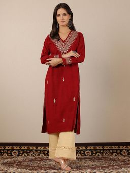 Libas - Maroon Wool Three Fourth Sleeves Kurta