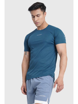 FUAARK - Men Blue Checks Running Sports and Gym Slim Fit T-Shirt