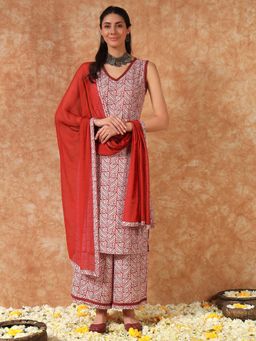 Meeranshi - Maroon Abstract Printed Sleeveless Kurta with Palazzo & Dupatta (Set of 3)
