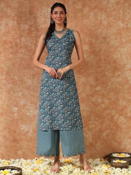 Meeranshi - Aqua Blue Floral Printed Sleeveless Kurta with Palazzo (Set of 2)