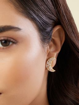Isharya - White Lune Stud Earrings In 18Kt Gold Plated