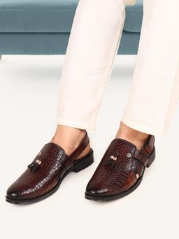 Carlton London - Mens Textured Slingback Sandals with Tassel Accent - Brown