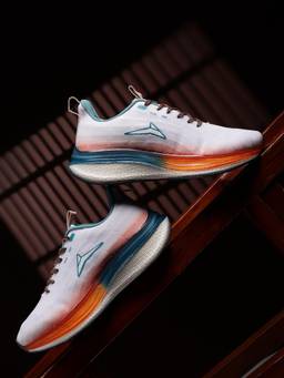 JQR - FLYING FURY Men White Running Shoes