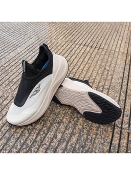 Red Tape - Men Textured Beige Walking Shoes