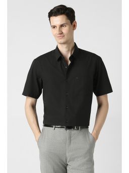 Peter England - Black Cotton Solid Half Sleeves Shirt