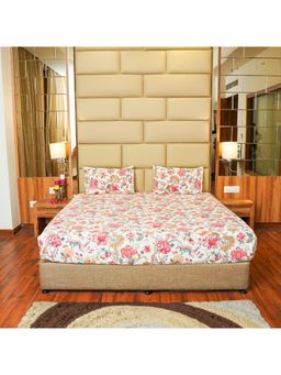 Videksha Home & Lifestyle - Nature'S Bouquet Bedsheet (King)