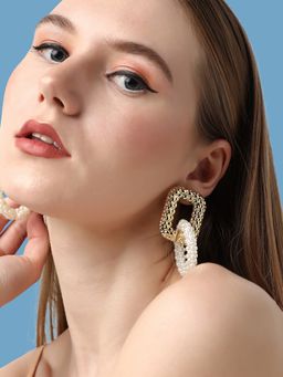 Sohi - Gold Plated Party Designer Stone Drop Earring for Women(4869)