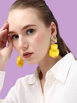 Sohi - Gold Plated Party Designer Drop Earring for Women(7978)