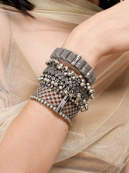 Teejh - Rakhee Stacked Bracelet (Set Of 3)