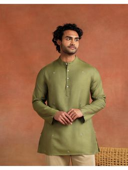 Fabindia - Men Green Embroidered Mandarin Collar Kurta