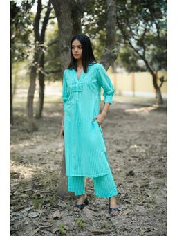 NUCHIC - Women Turquoise Elite Kurta with Pant