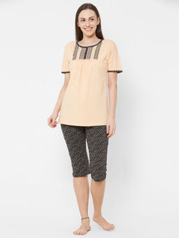 Sweet Dreams - Printed T-Shirt with Capri (Set of 2)