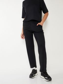 max - Black Women Solid Wide Leg Track Pant
