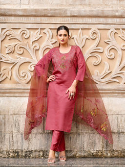 Tikhi Imli - Red Silk Blend Floral Embroidered Kurta and Pant with Dupatta