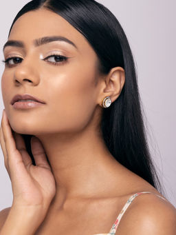 Indya - Gold Circular Kundan Stud Earrings