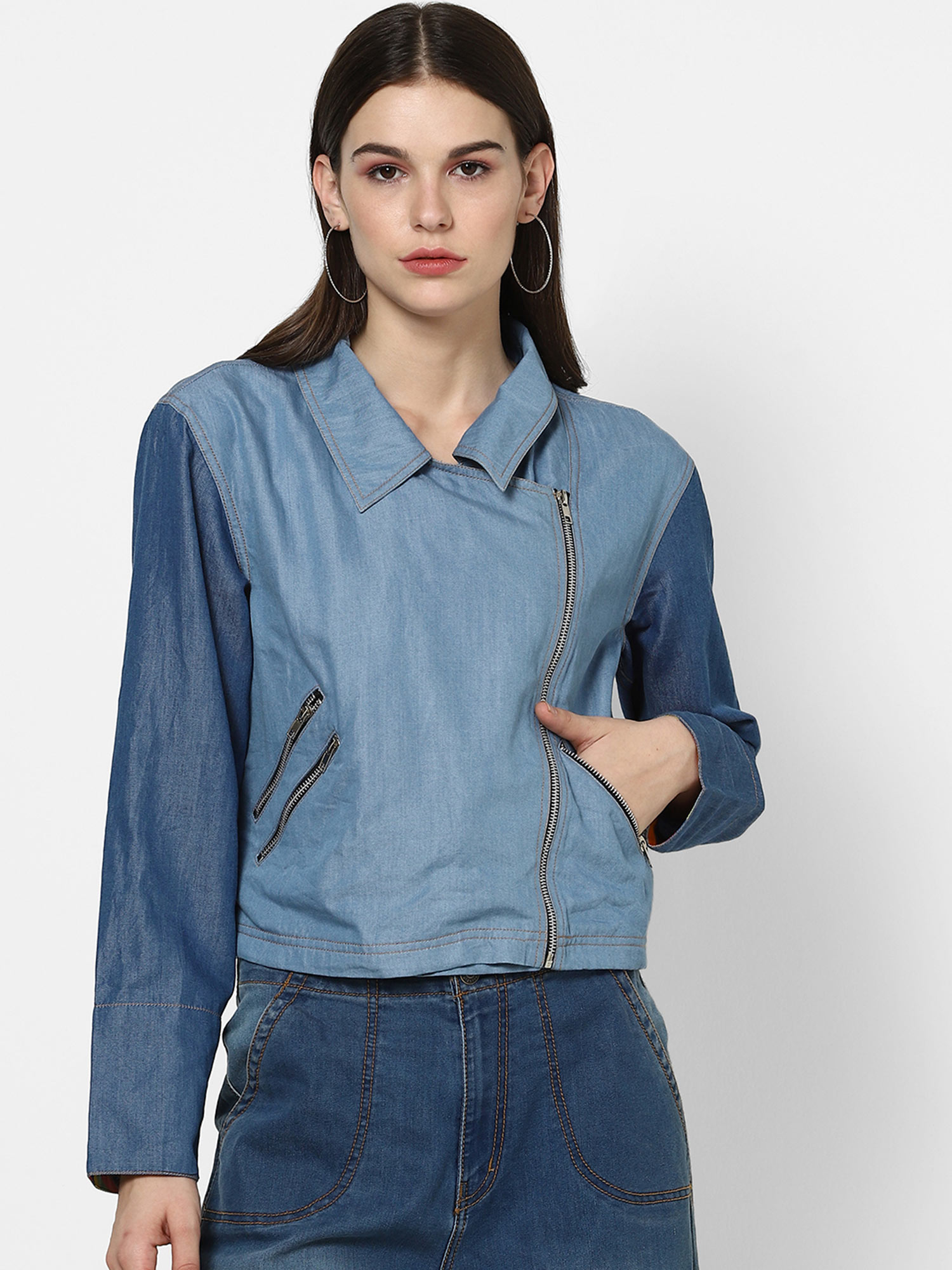 Blue Solid Casual Denim Jacket 