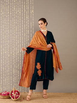 STADO - Teal Velvet Embroidery Kurta with Pant and Dupatta (Set of 3)