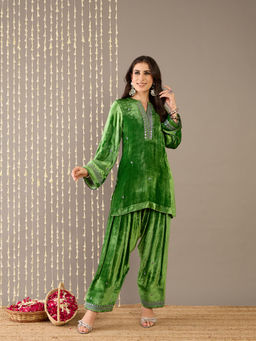 STADO - Green Velvet Embroidered Kurta and Salwar (Set of 2)