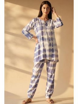 First Resort by Ramola Bachchan - Blue And White Tie-dye Lounge (set Of 2)