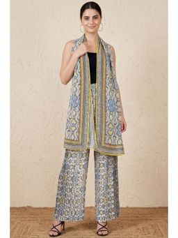 First Resort by Ramola Bachchan - Yellow Geometric Pleated Palazzo And Stole Set (Set of 2)