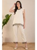 Off White color option, Currently selected