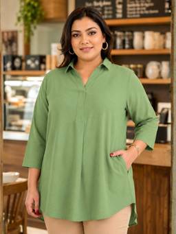 Indietoga Plus Size - Women Plus Size Green Solid Longline Top