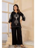 Black color option, Currently selected