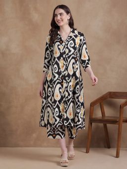 Black & Blah Blah - Women Pure Cotton Paisley Black Kurta With Pant