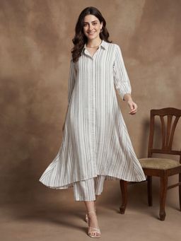 Black & Blah Blah - Women's Viscose Rayon Stripes Off White Kurta With Pant