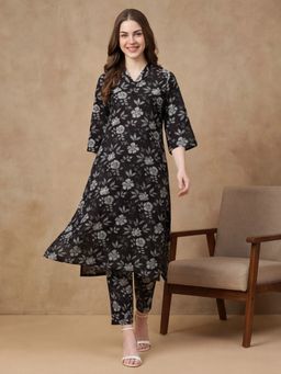 Black & Blah Blah - Women's Floral Black Kurta With Pant