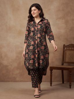 Black & Blah Blah - Women Pure Cotton Floral Black Kurta With Pant