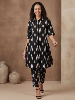 Black & Blah Blah - Women's Pure Cotton Black Printed Kurta With Pant
