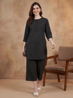 Black & Blah Blah - Women's Stripes Black Kurta With Pant