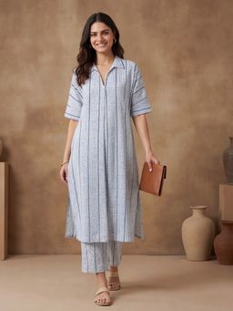 Black & Blah Blah - Women Pure Cotton Stripes White Kurta With Pant
