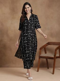 Black & Blah Blah - Women Viscose Rayon Geometric Black Kurta With Pant