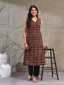 Fabindia - Women Black Ajrakh Printed Kurta