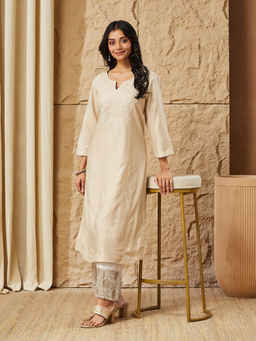 Fabindia - Women Beige Embroidered Chikankari Kurta