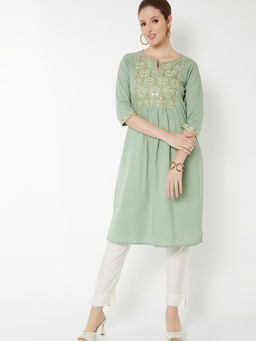 max - Women Green Floral Embroidered Kurta