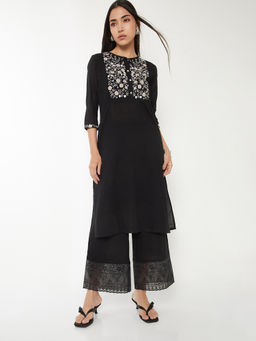 max - Women Black Floral Embroidered Kurta