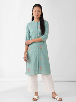 max - Women Blue Floral Embroidered Kurta
