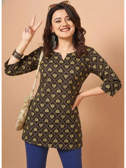 Surhi - Women Black Floral Printed Short Kurti