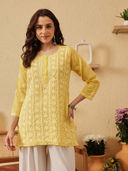 Yellow color option, Sold out, Currently selected
